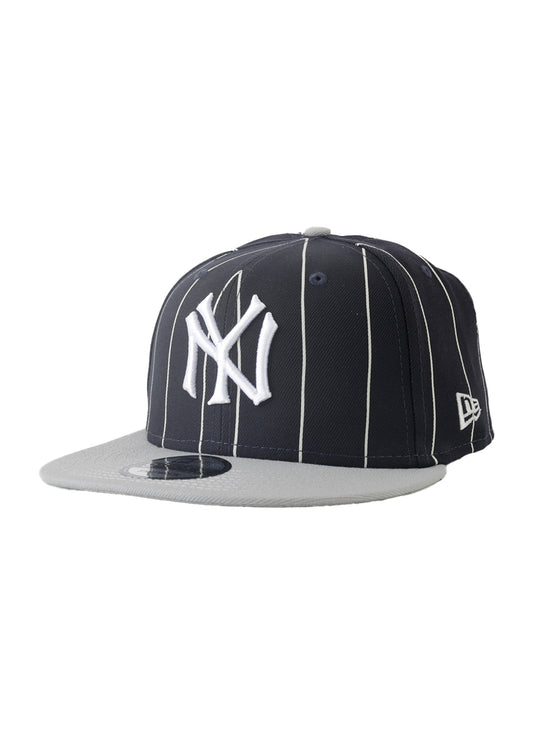New York Yankees Vintage Pinstripe OTC 950 Snap-Back Hat (60305521)