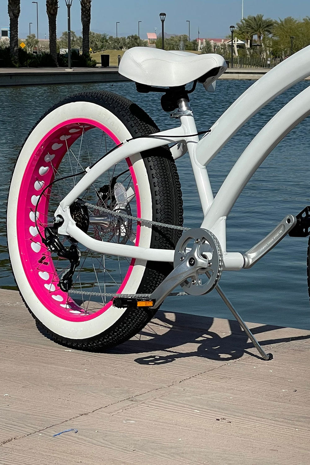 Sikk Ladies UFO 7 Speed SS Aluminum Frame White Frame Pink Heart Wheels Fat Tire Cruiser